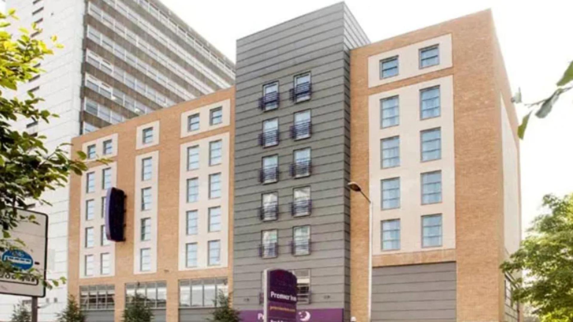 Modern En-Suite Near Croydon Town Centre And Metro Line Dış mekan fotoğraf